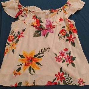 Old Navy size L off the shoulder top
